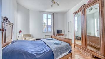 3 soveværelser, strygejern/strygebræt, sengetøj