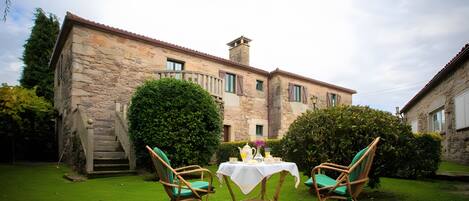 Servei de restauració a l'aire lliure