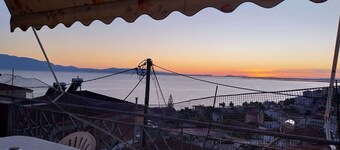 Apartment 'Menidi' with Sea View, Wi-Fi and Air Conditioning