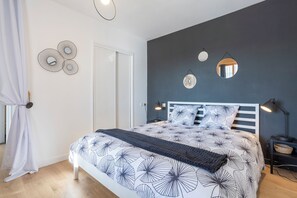 1 chambre, fer et planche Ă repasser, Wi-Fi gratuit, draps fournis