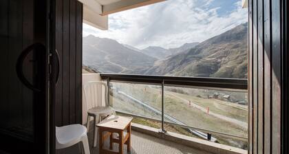 Apartment 'N° 46' with Mountain View and Balcony