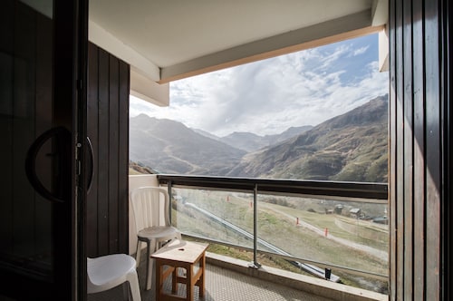 Apartment 'N° 46' with Mountain View and Balcony