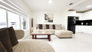 Smart TV, table football