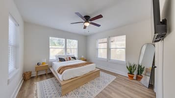 2 Schlafzimmer, Bügeleisen/Bügelbrett, kostenloses WLAN, Bettwäsche