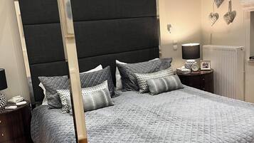 4 habitaciones, tabla de planchar con plancha, cuna de viaje y wifi