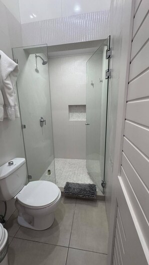 Towels, toilet paper