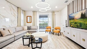 TV, video games, table football - Stylish vacation home w Pool, Game Room & Resort Fun (Davenport)