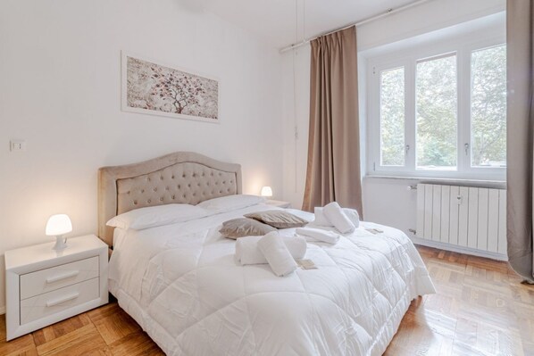 1 habitación, tabla de planchar con plancha, wifi y ropa de cama 