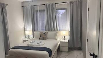 3 chambres, fer et planche Ă repasser, Wi-Fi, draps fournis