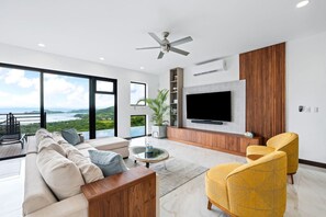 TV, stereo, offices