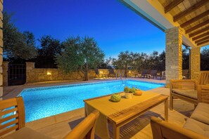 Pool - Villa Malena (Istria - Svetvinčenat) (Svetvinčenat)