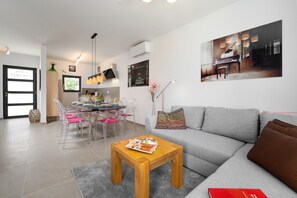 TV - Villa Cocoon (Istria - Funtana) (Funtana)