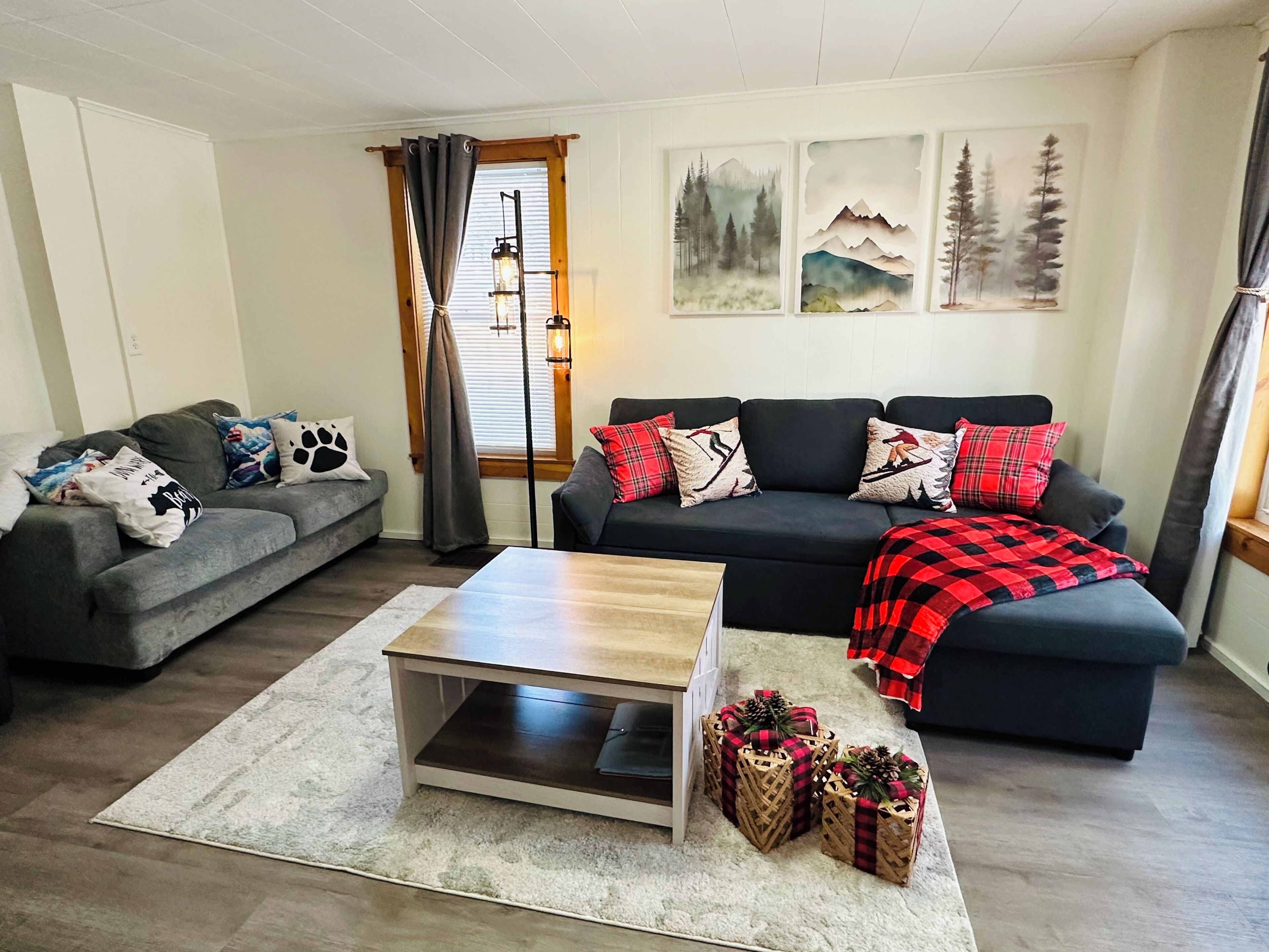 Smart TV, foosball, table tennis, books