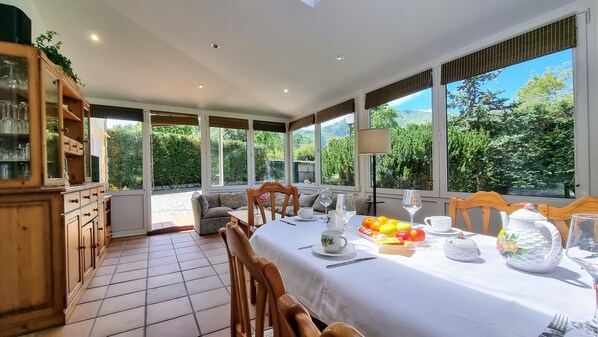 Dining - El Naranjo Vacation Home (Balmori)