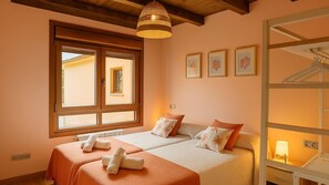 3 bedrooms, iron/ironing board