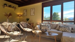 TV - Casa Maldivas - Near Barro beach/ Niembro (Quintana (Posada Llanes))