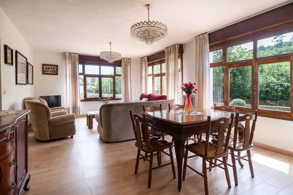 Interior - VALENTIN VACATION HOME (Riocaliente (Llanes))