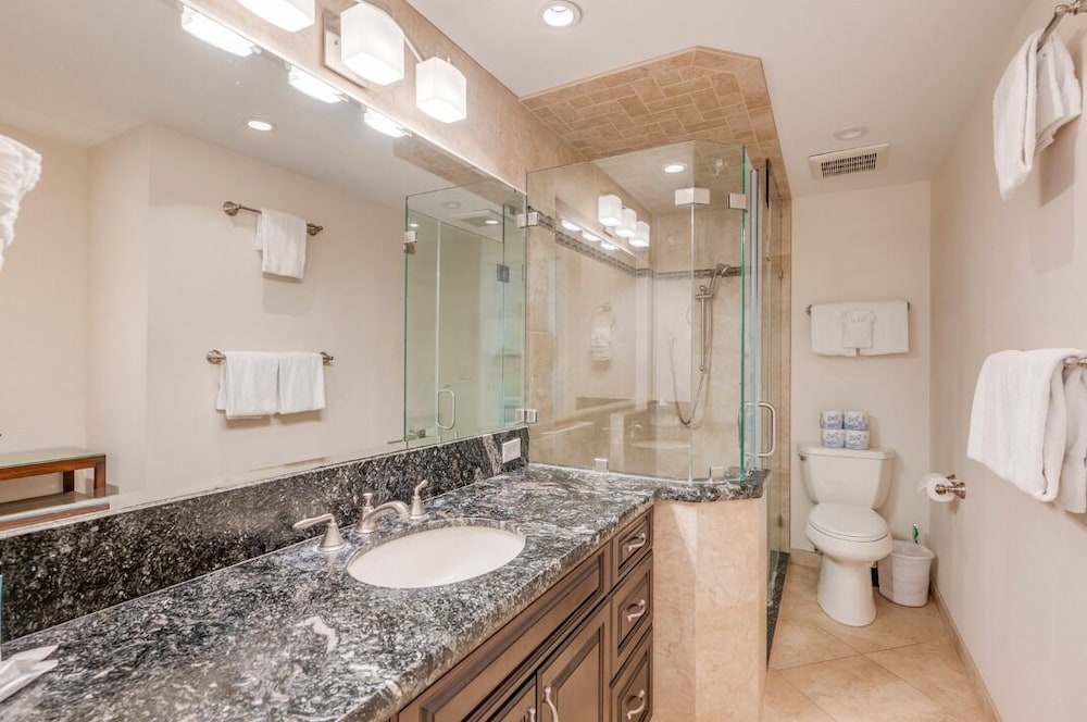 Valley Isle Resort by null