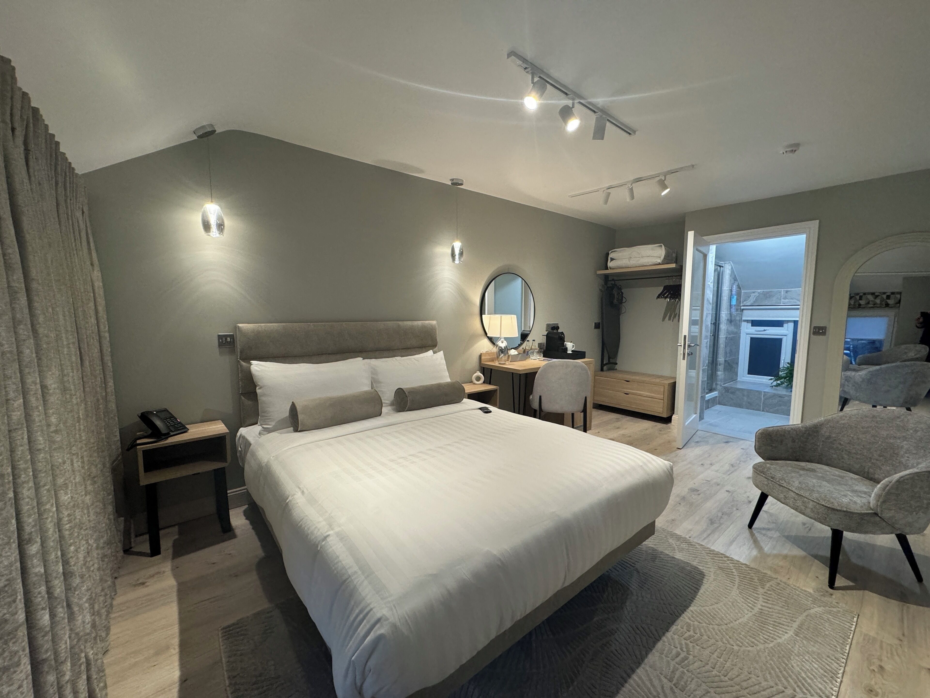 Deluxe Double Room, City View