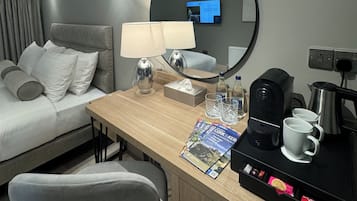Deluxe Double Room, City View