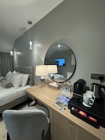 Deluxe Double Room, City View
