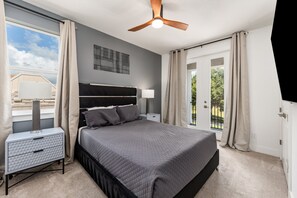 8 bedrooms, iron/ironing board, free WiFi, bed sheets