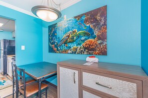 Dining - WOW! Private Tropical Sundeck-Caravelle 515- NEW! (Myrtle Beach)