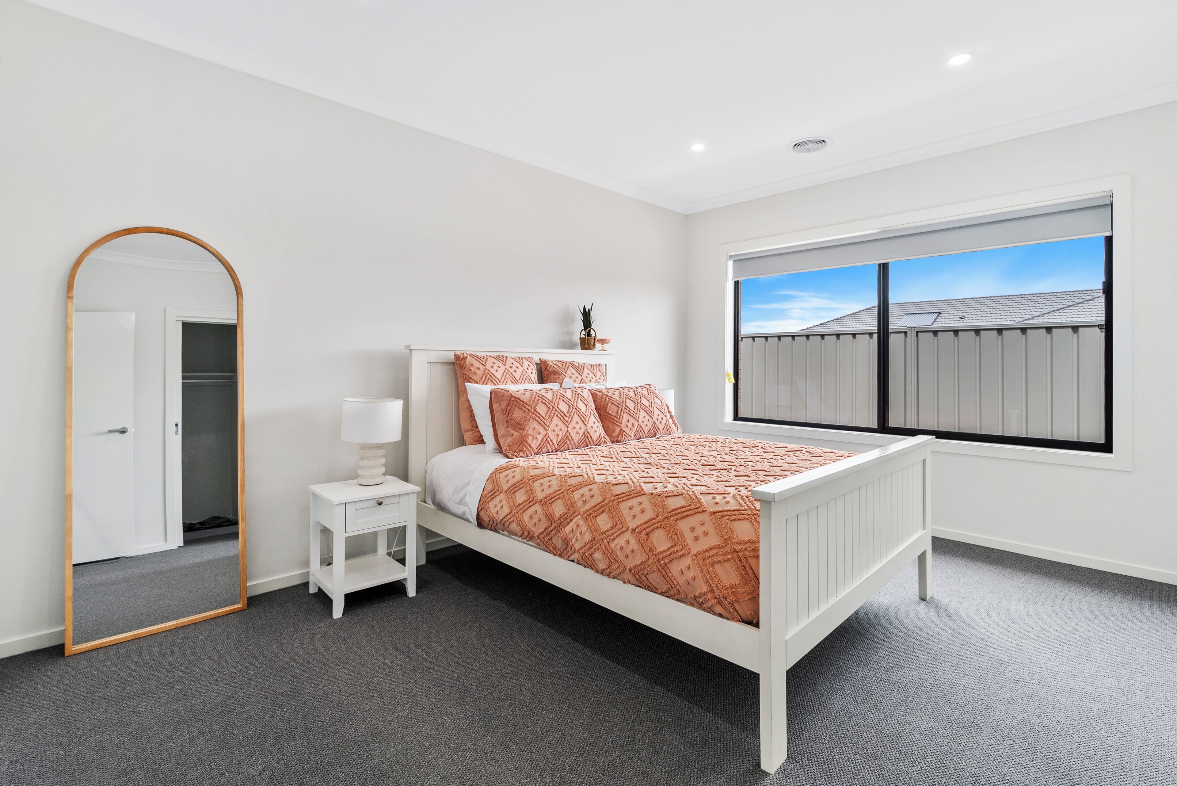 4 bedrooms, iron/ironing board, travel cot, free WiFi