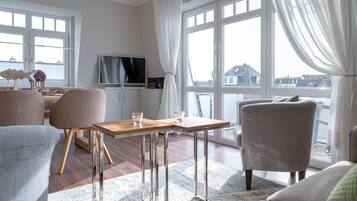 Fernseher, Stereoanlage