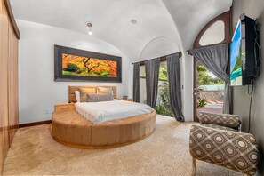 6 chambres, fer et planche à repasser, lit parapluie, Wi-Fi