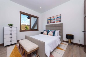 3 bedrooms, iron/ironing board, travel cot, WiFi