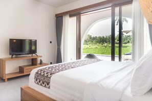 3 chambres, fer et planche à repasser, Wi-Fi gratuit, draps fournis