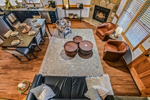 Smart TV, fireplace, video games