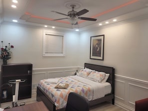 1 bedroom, iron/ironing board, WiFi, bed sheets