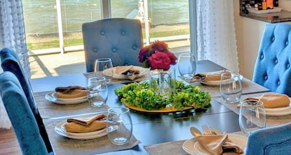 Lakeway Lookout – Modern Lakefront