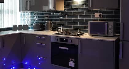 Imperial Suites Apartment in Bradford