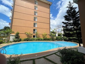 Pool - Cozy Minimalist Condo w/ Netflix  (Puerto Princesa)