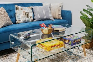 Smart TV, books - Clean| Exquisite| Modern| Brand New| Ravine View (Edmonton)