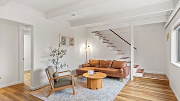 Smart-TV, videospill og bøker