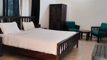 Superior Double Room, Garden View | Free WiFi