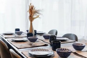 In-room dining - VILLA MITAMURA 301 (Tokyo)