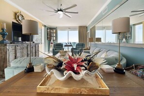 Smart TV - New Rental |Palacio End Unit |Spectacular Gulf Views |Spacious 3 BR in the Heart of Perdido Key (Pensacola)