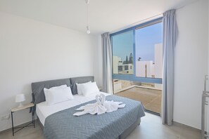 5 Schlafzimmer, Bügeleisen/Bügelbrett, Internetzugang