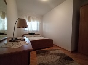 Apartment (Two Bedroom Apartment with Sea View) | 4 Schlafzimmer, Babybetten, kostenloses WLAN