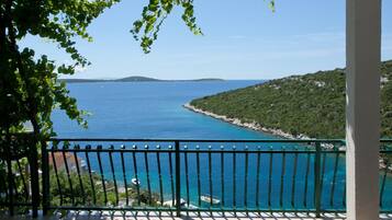 Apartment (Standard Two Bedroom Apartment (Owner) | Terrace/patio