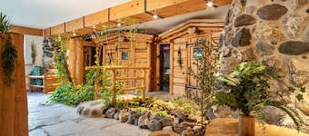 Zimmer 'Rosensuite 2' mit Bergblick, gemeinsamem Garten und Wi-Fi