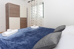 6 habitaciones, cunas y wifi gratis 
