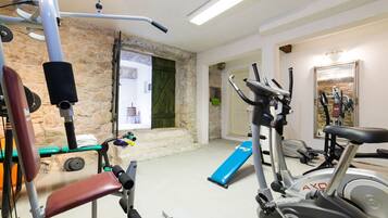 Villa (Four Bedroom Villa) | Gym