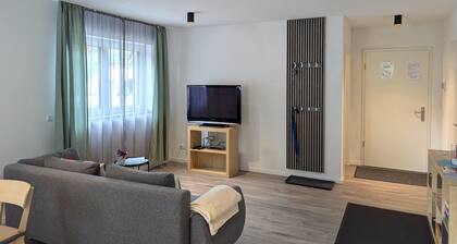 Appartement de vacances 'Schiller's Urban Escape' avec vue sur la montagne, terrasse privée et Wi-Fi