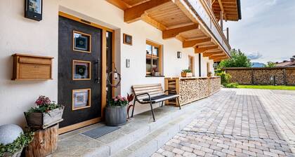 Apartment Nordic with Mountain View, Private Terrace, and Wi-Fi